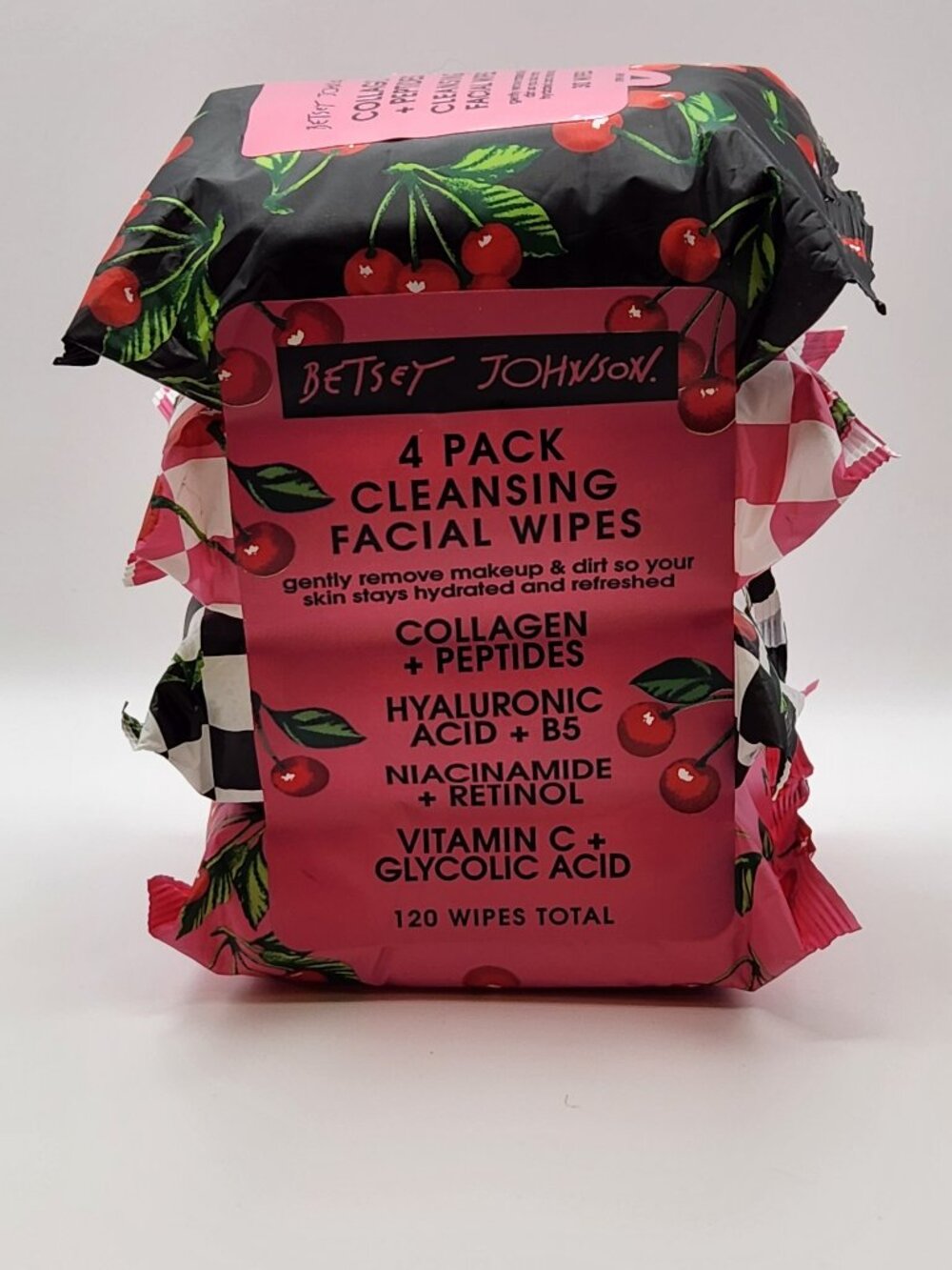 Betsey Johnson 4 pack Cleansing Facial Wipes NEW